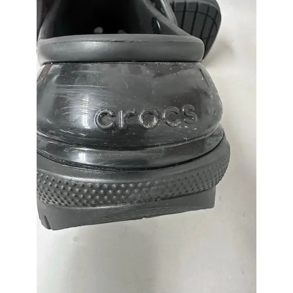 Crocs Classic Mega Crush‎ Clog Solid Black Matte/Shiny Women's Size 8 Mens 6